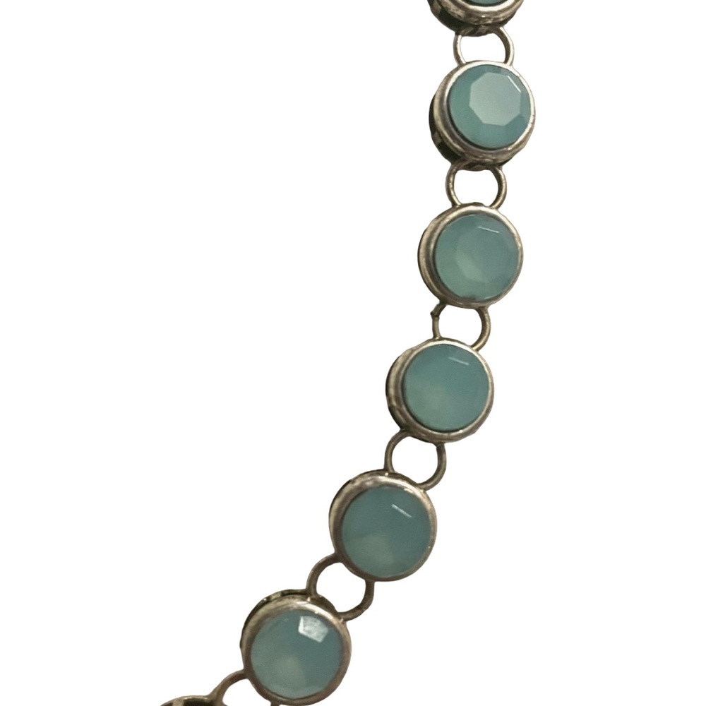 Simple Coastal Round faceted Light Silver Blue/Gray Necklace Work Church Glam - Picture 3 of 9
